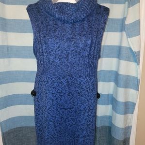 Hannah Women's Med Long Sleeveless Sweater